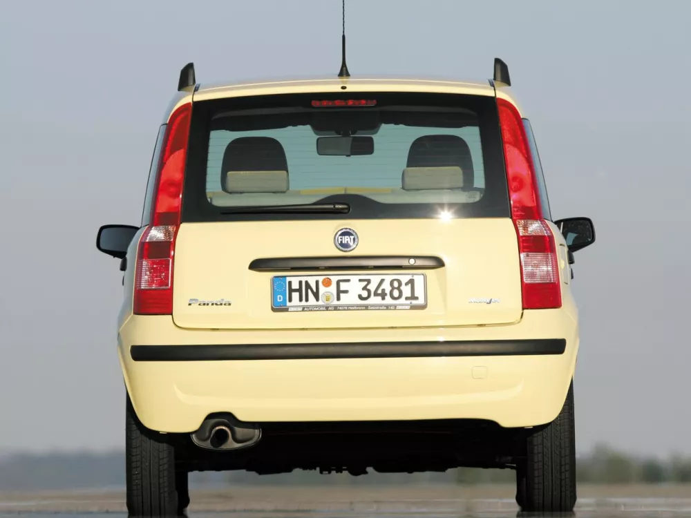 Автомобиль Fiat Panda II Хэтчбек (5 дверей)