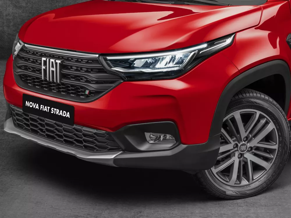 Автомобиль Fiat Strada II Пикап Двойная кабина