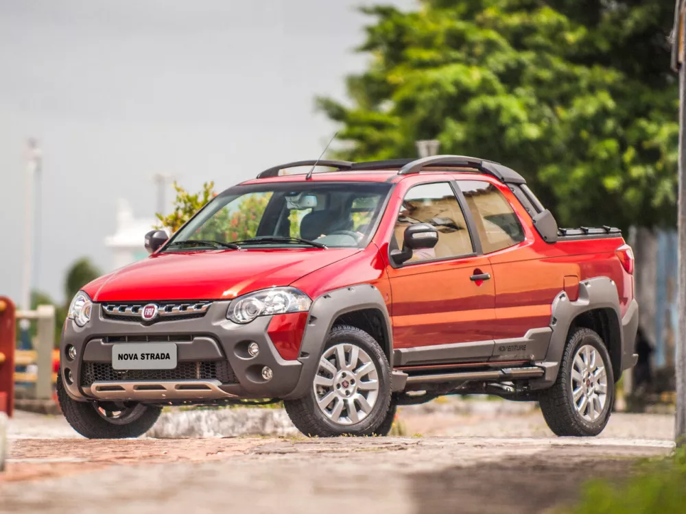Автомобиль Fiat Strada I Рестайлинг 4 Пикап Двойная кабина CD