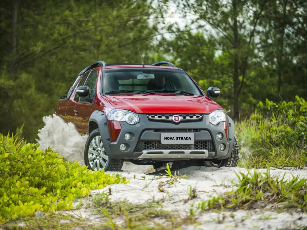 Автомобиль Fiat Strada I Рестайлинг 4 Пикап Двойная кабина CD