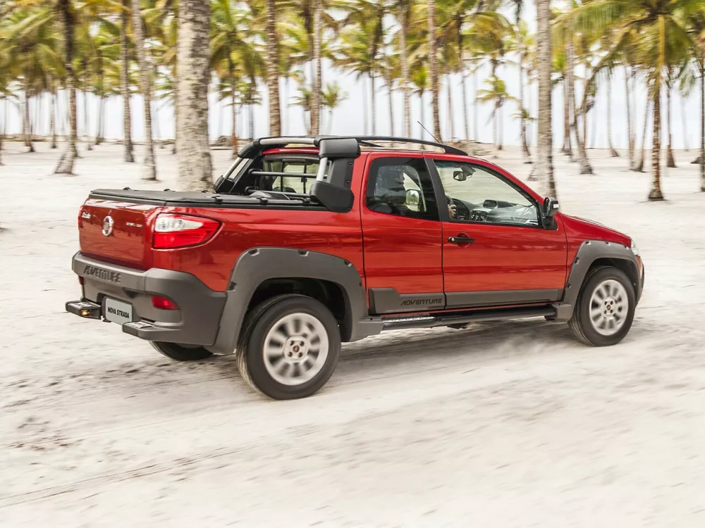 Автомобиль Fiat Strada I Рестайлинг 4 Пикап Двойная кабина CD