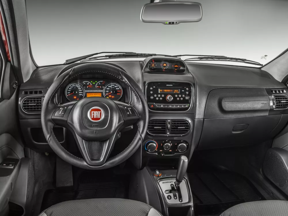 Автомобиль Fiat Strada I Рестайлинг 4 Пикап Двойная кабина CD
