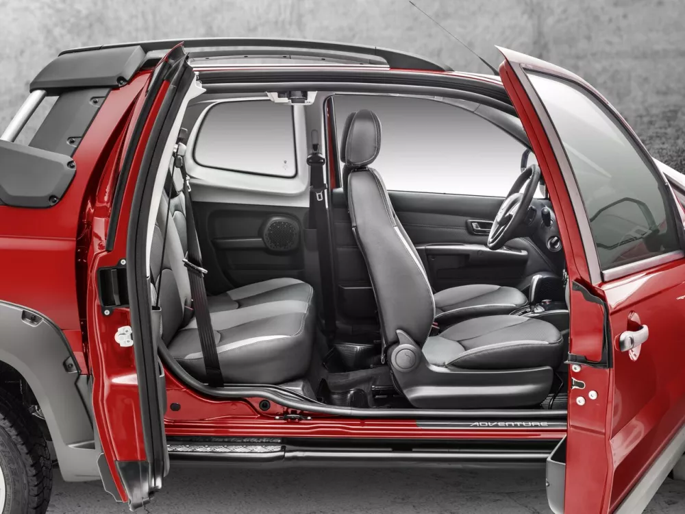 Автомобиль Fiat Strada I Рестайлинг 4 Пикап Двойная кабина CD