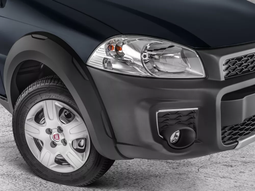 Автомобиль Fiat Strada I Рестайлинг 4 Пикап Одинарная кабина CE