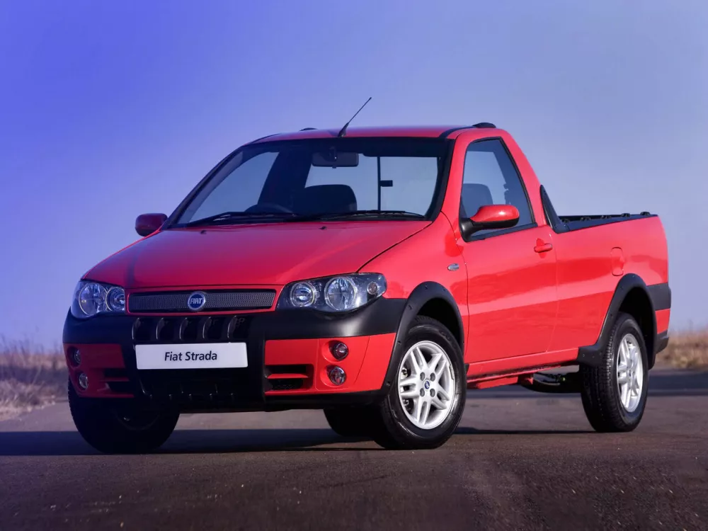 Автомобиль Fiat Strada I Рестайлинг 2 Пикап Одинарная кабина