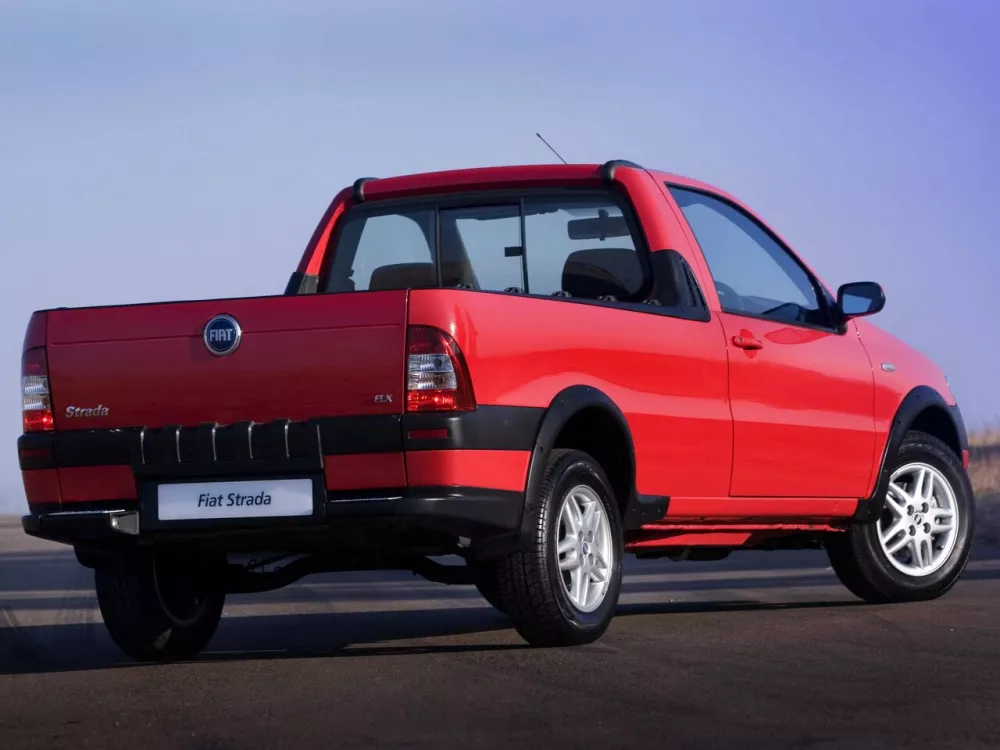 Автомобиль Fiat Strada I Рестайлинг 2 Пикап Одинарная кабина
