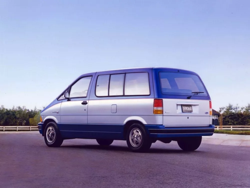 Автомобиль Ford Aerostar Минивэн