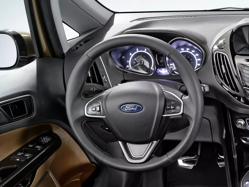 Автомобиль Ford B-MAX Компактвэн