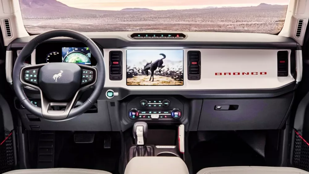 Автомобиль Ford Bronco VI Внедорожник (5 дверей)