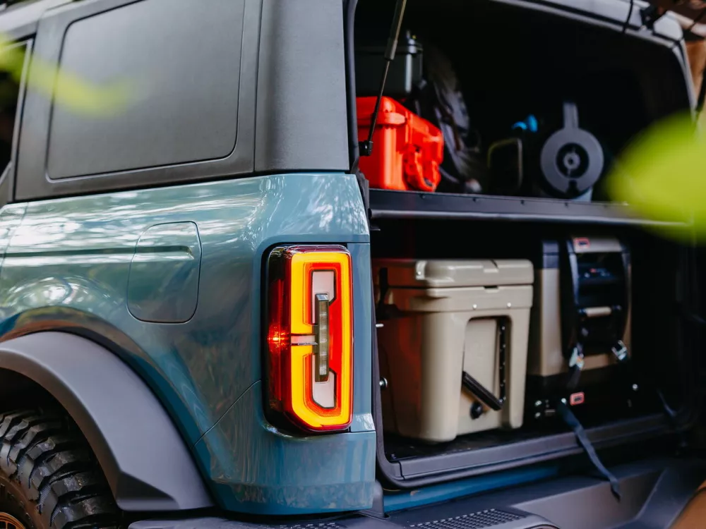 Автомобиль Ford Bronco VI Внедорожник (5 дверей)