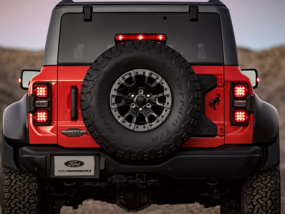 Автомобиль Ford Bronco VI Внедорожник (5 дверей) Raptor
