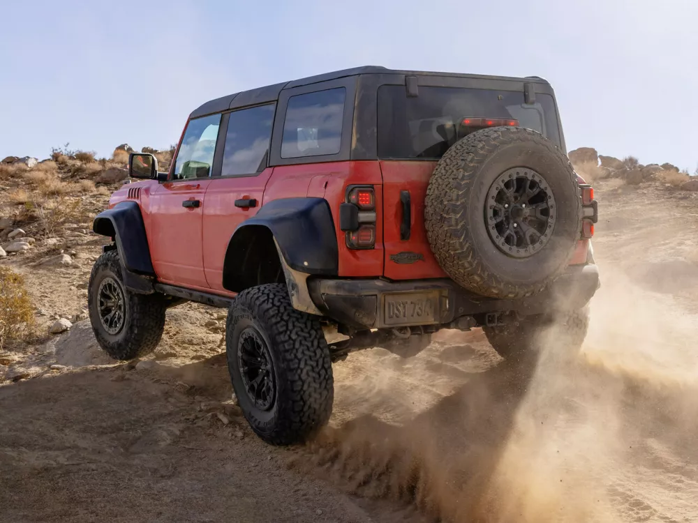Автомобиль Ford Bronco VI Внедорожник (5 дверей) Raptor