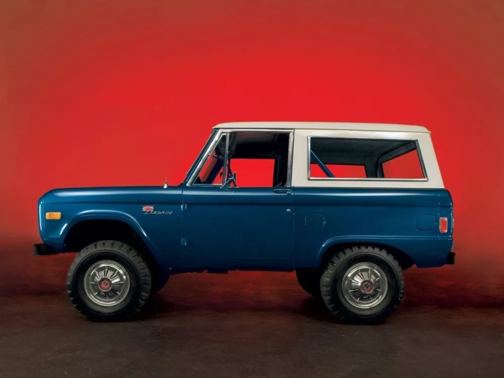 Автомобиль Ford Bronco I Внедорожник (3 двери)