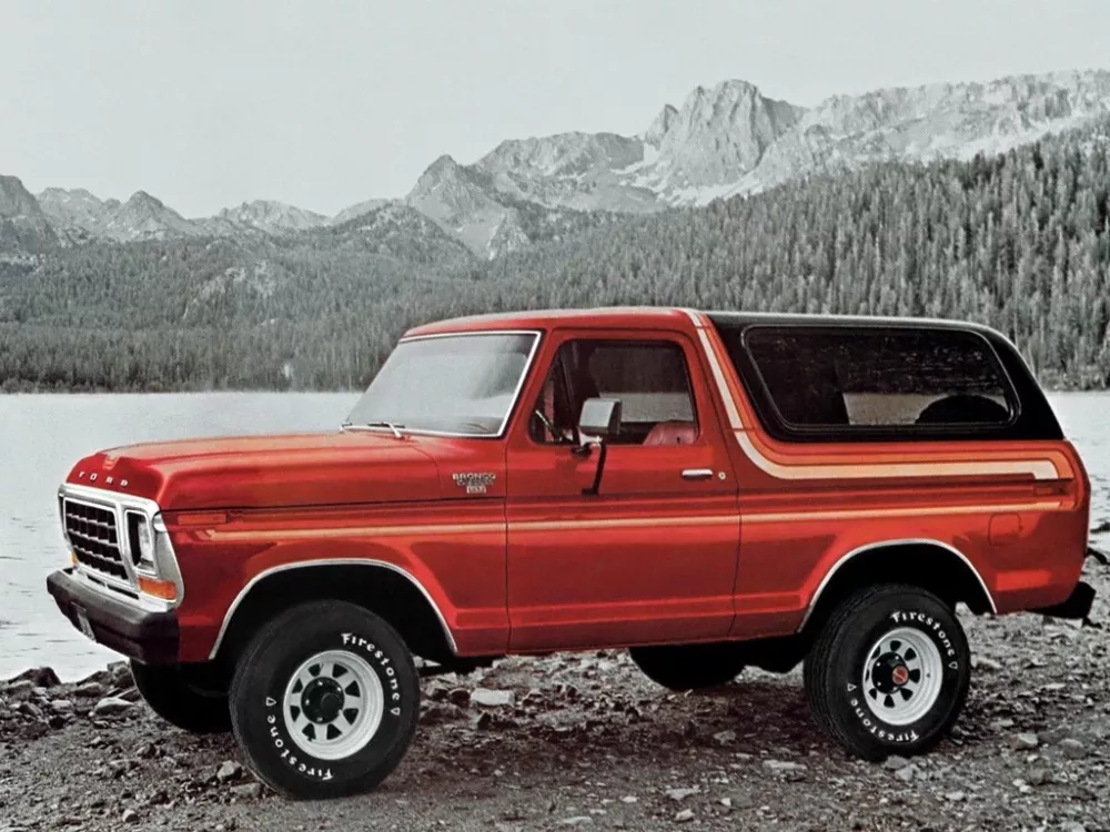 Автомобиль Ford Bronco II Внедорожник (3 двери)