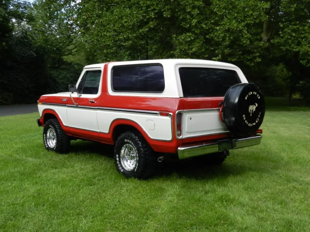 Автомобиль Ford Bronco II Внедорожник (3 двери)