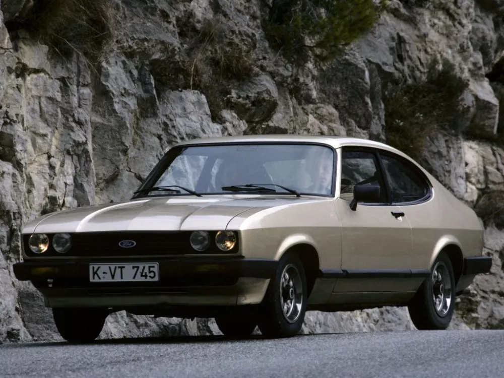 Автомобиль Ford Capri III Купе