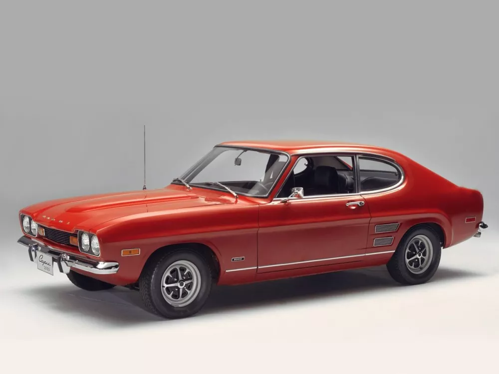 Автомобиль Ford Capri I Купе