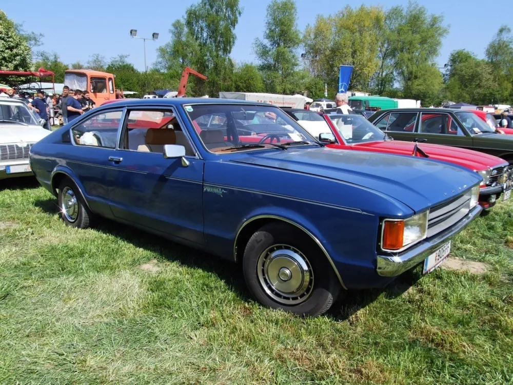 Автомобиль Ford Consul Купе