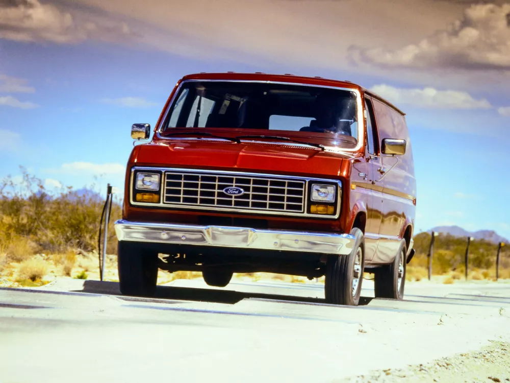 Автомобиль Ford Econoline III Фургон