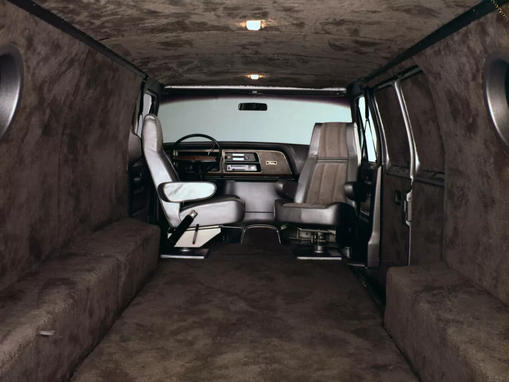 Автомобиль Ford Econoline III Фургон