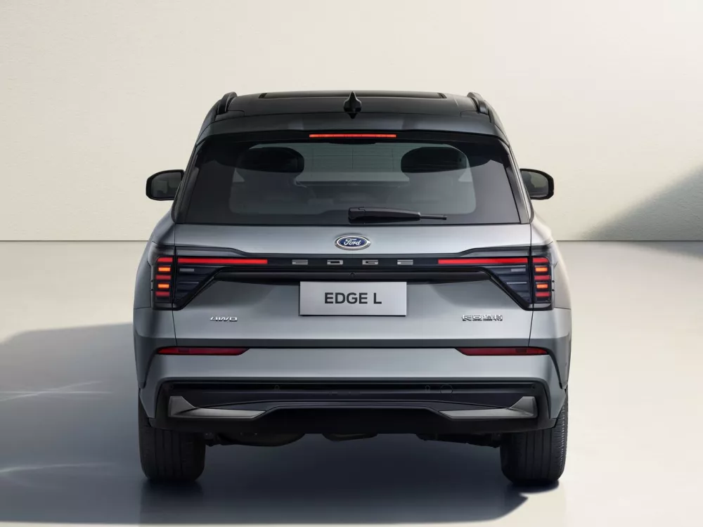 Автомобиль Ford Edge III (L) Внедорожник (5 дверей)