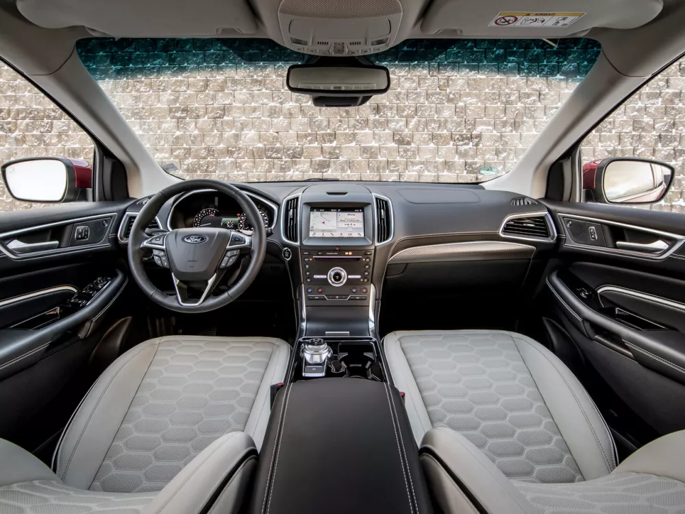Автомобиль Ford Edge II Рестайлинг Внедорожник (5 дверей)