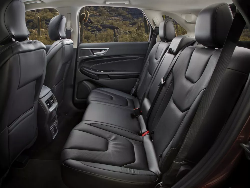 Автомобиль Ford Edge II Внедорожник (5 дверей)