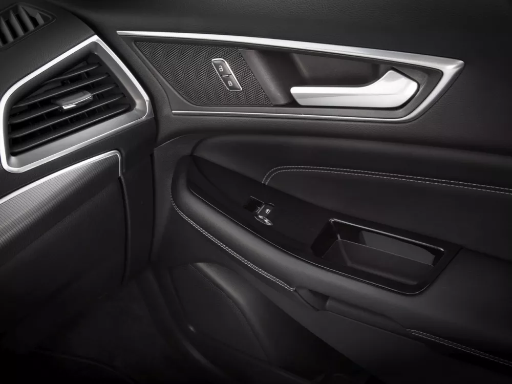 Автомобиль Ford Edge II Внедорожник (5 дверей)