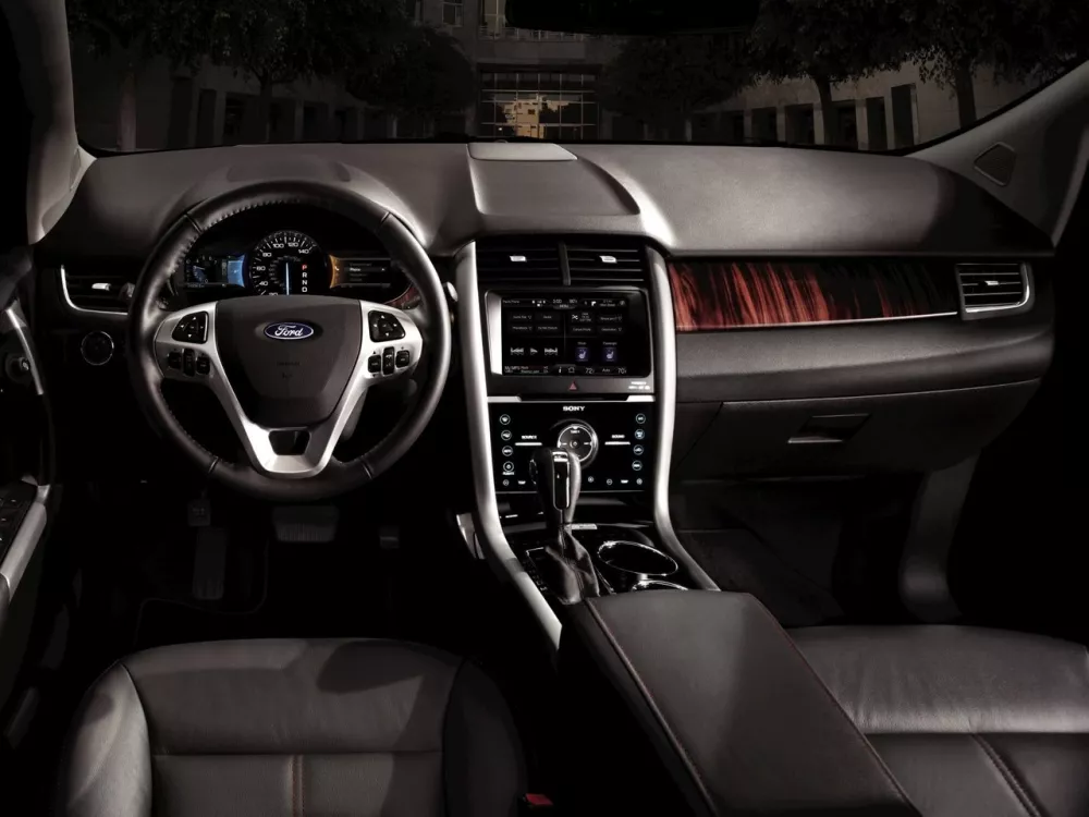 Автомобиль Ford Edge I Рестайлинг Внедорожник (5 дверей)