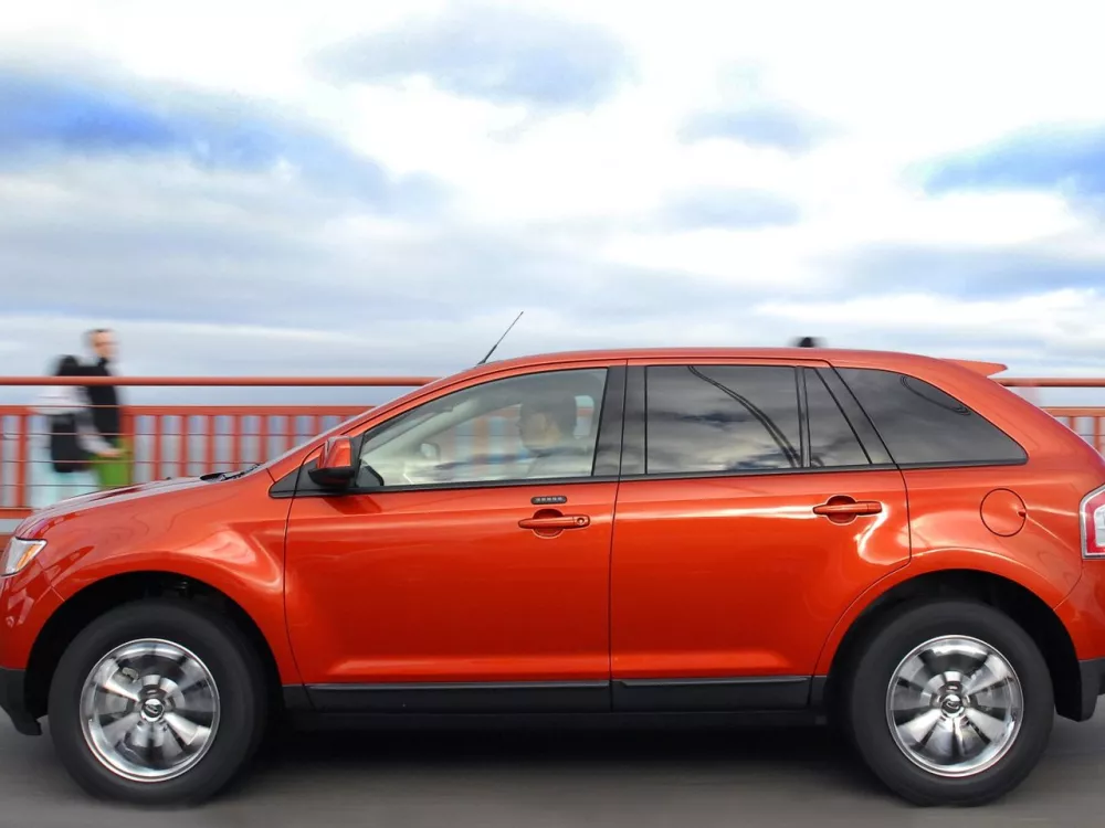 Автомобиль Ford Edge I Внедорожник (5 дверей)