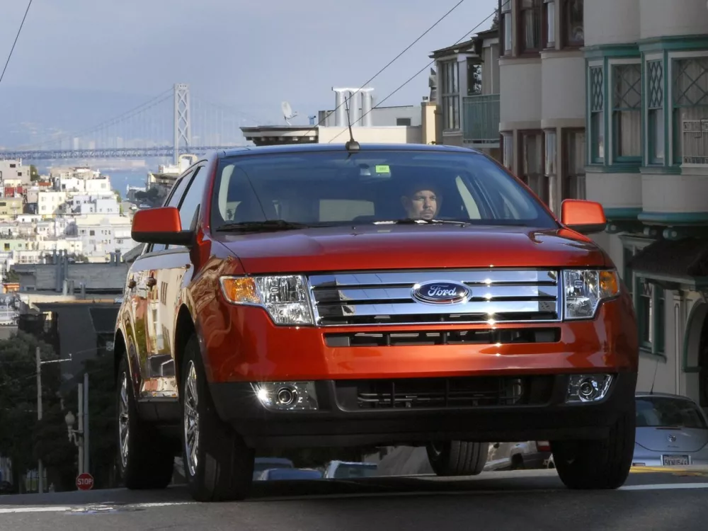 Автомобиль Ford Edge I Внедорожник (5 дверей)