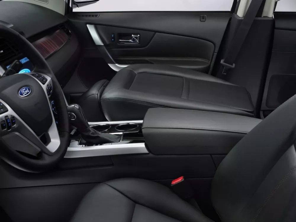 Автомобиль Ford Edge I Рестайлинг Внедорожник (5 дверей)