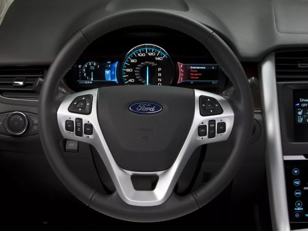 Автомобиль Ford Edge I Рестайлинг Внедорожник (5 дверей)