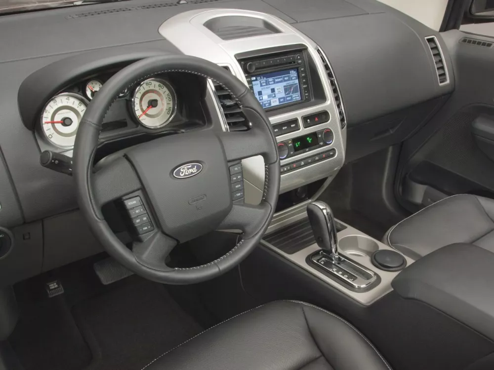 Автомобиль Ford Edge I Внедорожник (5 дверей)