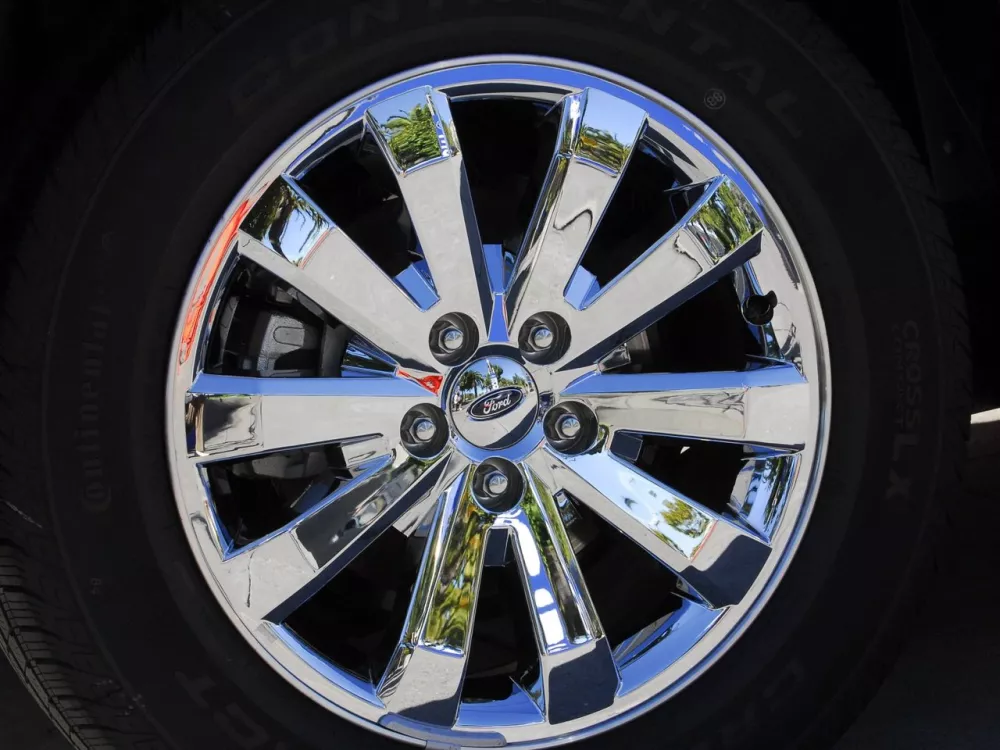 Автомобиль Ford Edge I Внедорожник (5 дверей)