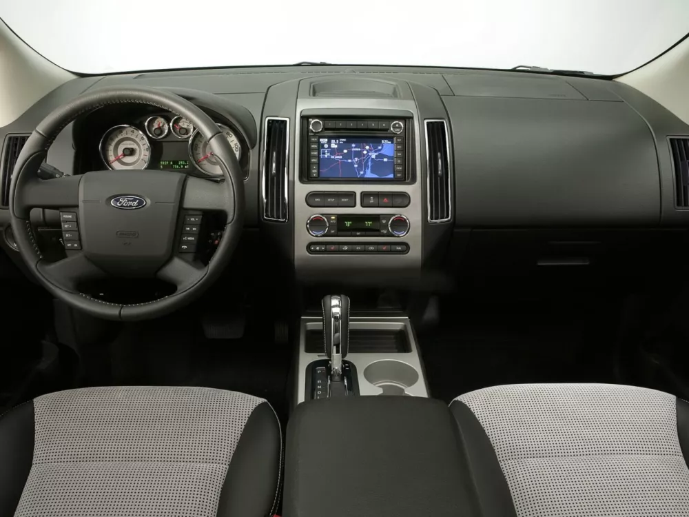 Автомобиль Ford Edge I Внедорожник (5 дверей)