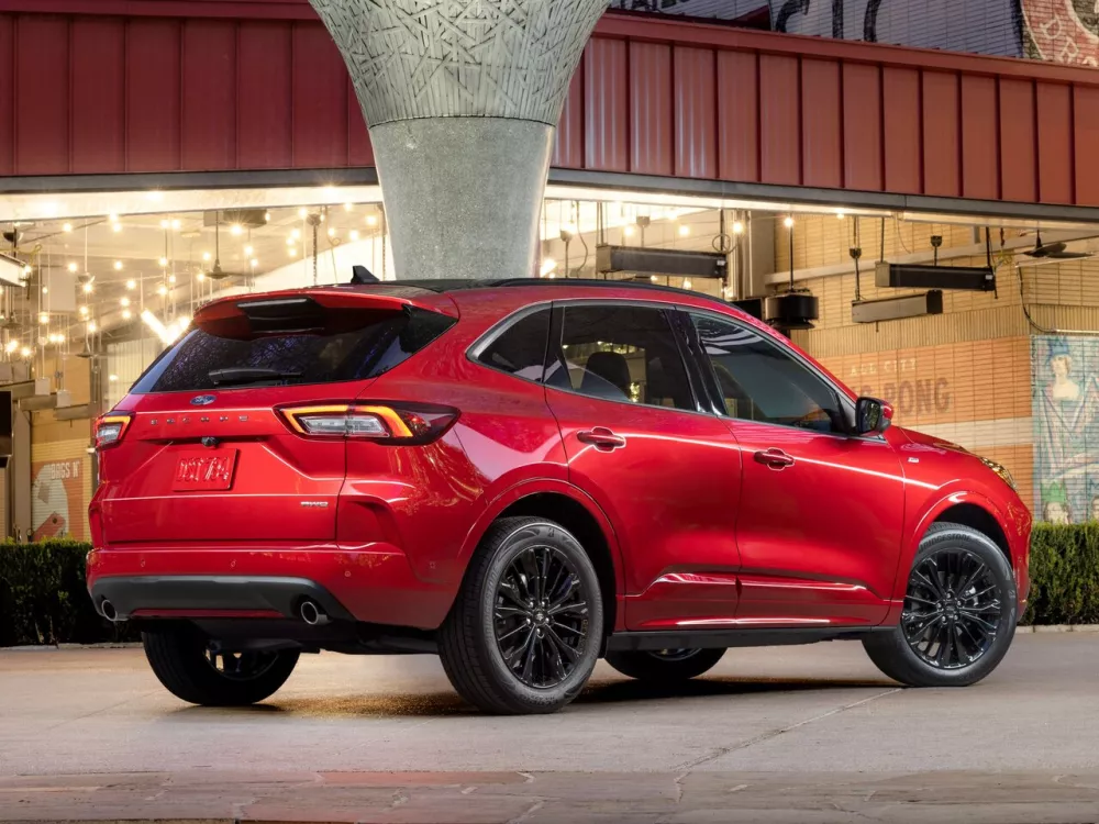 Автомобиль Ford Escape IV Рестайлинг Внедорожник (5 дверей)