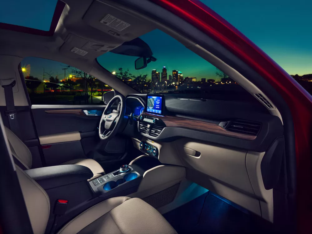 Автомобиль Ford Escape IV Внедорожник (5 дверей)