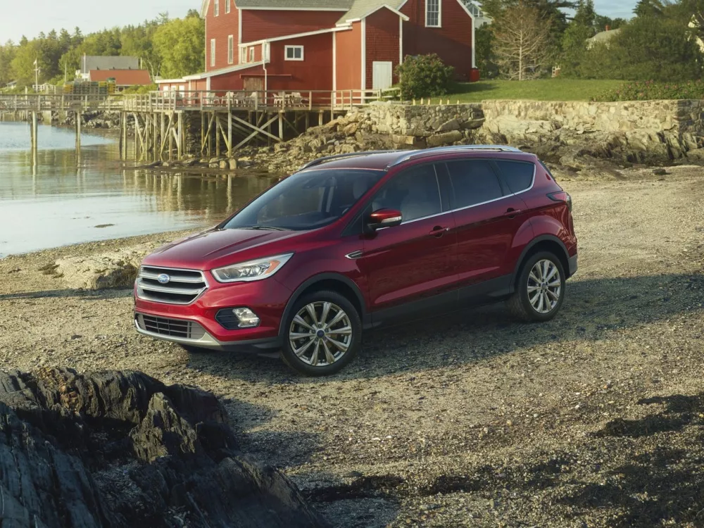 Автомобиль Ford Escape III Рестайлинг Внедорожник (5 дверей)