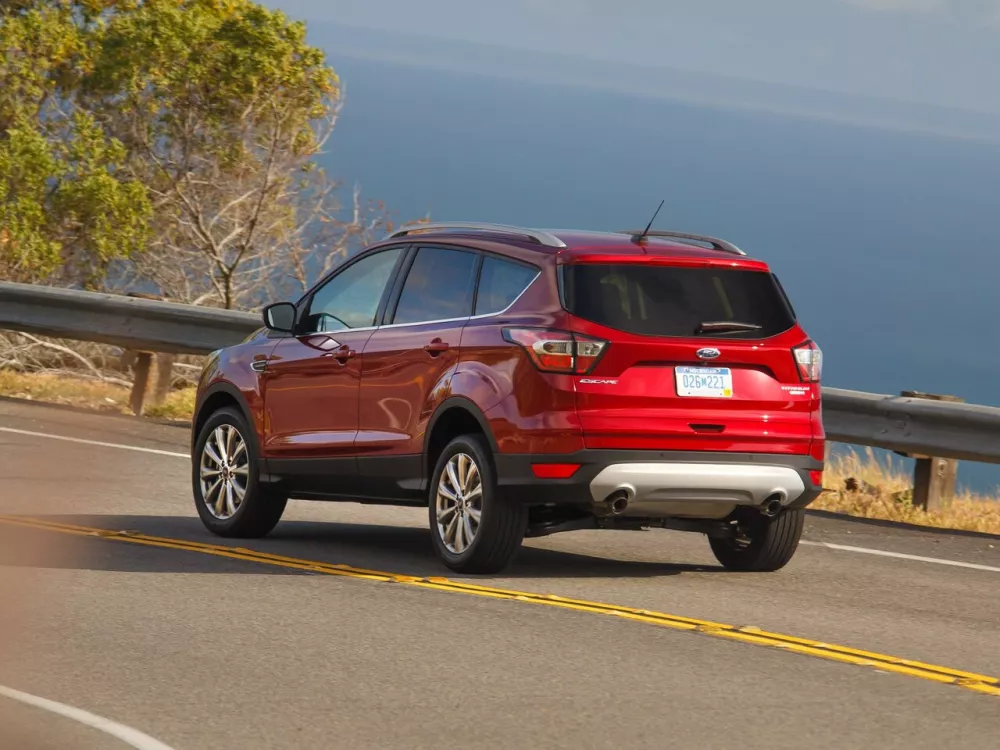 Автомобиль Ford Escape III Рестайлинг Внедорожник (5 дверей)