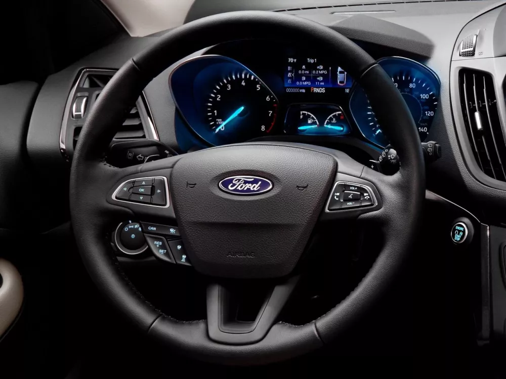 Автомобиль Ford Escape III Рестайлинг Внедорожник (5 дверей)