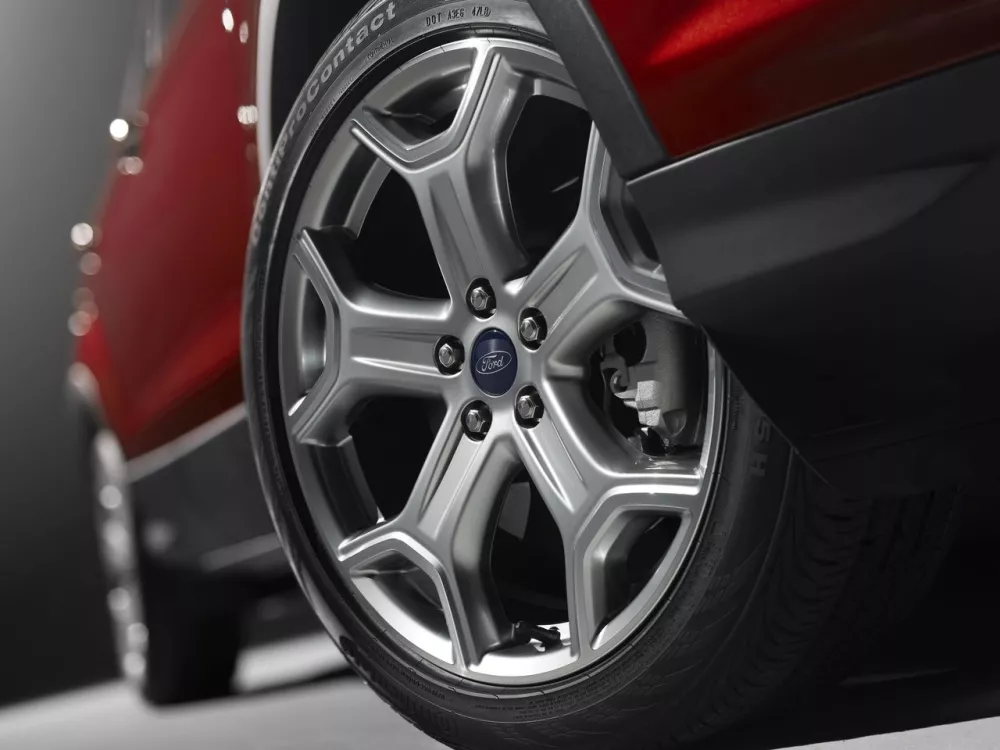 Автомобиль Ford Escape III Рестайлинг Внедорожник (5 дверей)