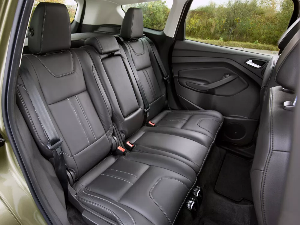 Автомобиль Ford Escape III Внедорожник (5 дверей)