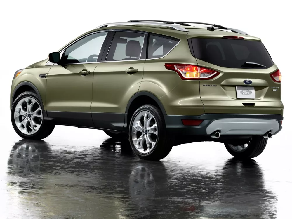 Автомобиль Ford Escape III Внедорожник (5 дверей)