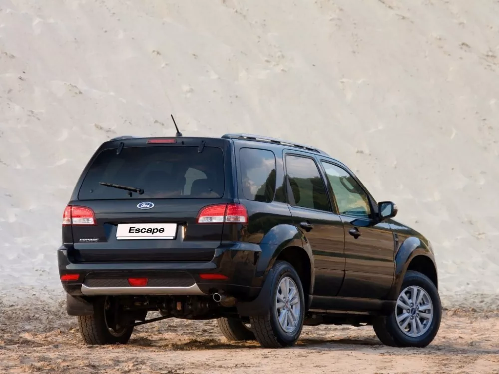 Автомобиль Ford Escape I Рестайлинг 2 Внедорожник (5 дверей)