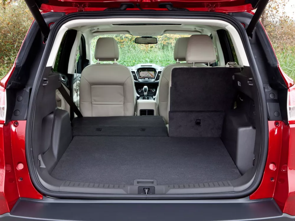 Автомобиль Ford Escape III Внедорожник (5 дверей)
