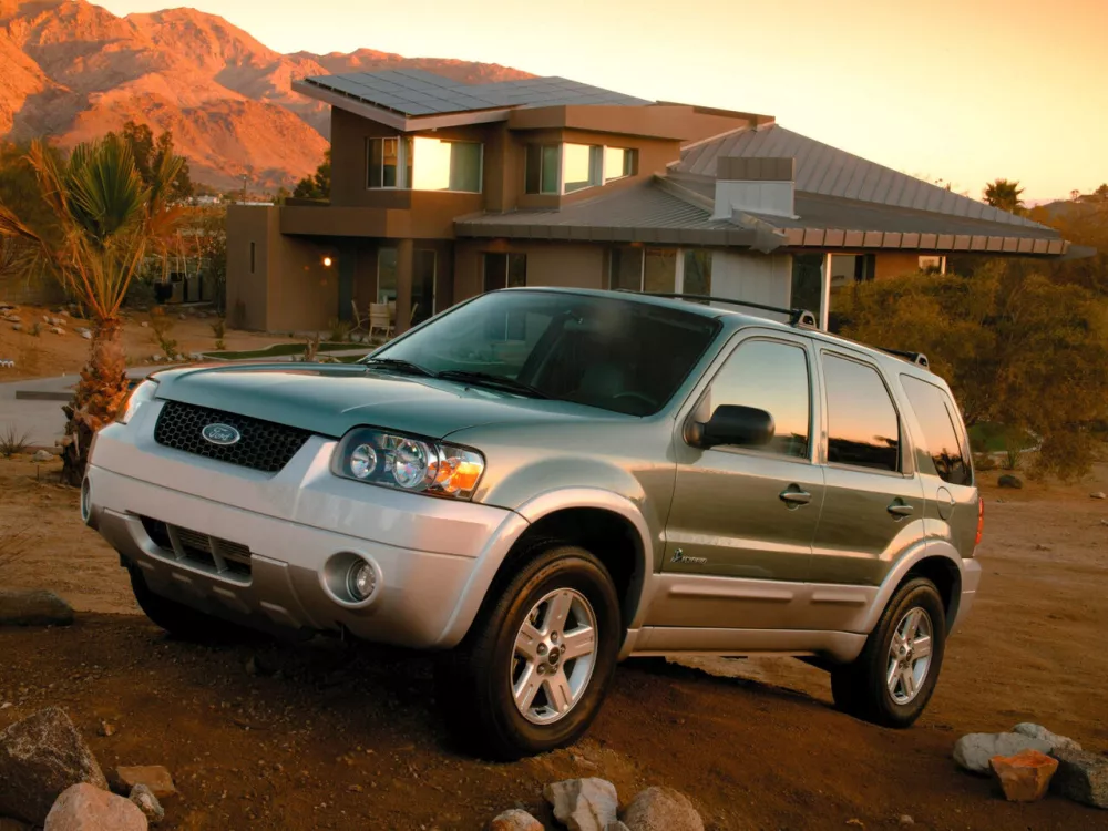 Автомобиль Ford Escape I Рестайлинг Внедорожник (5 дверей)