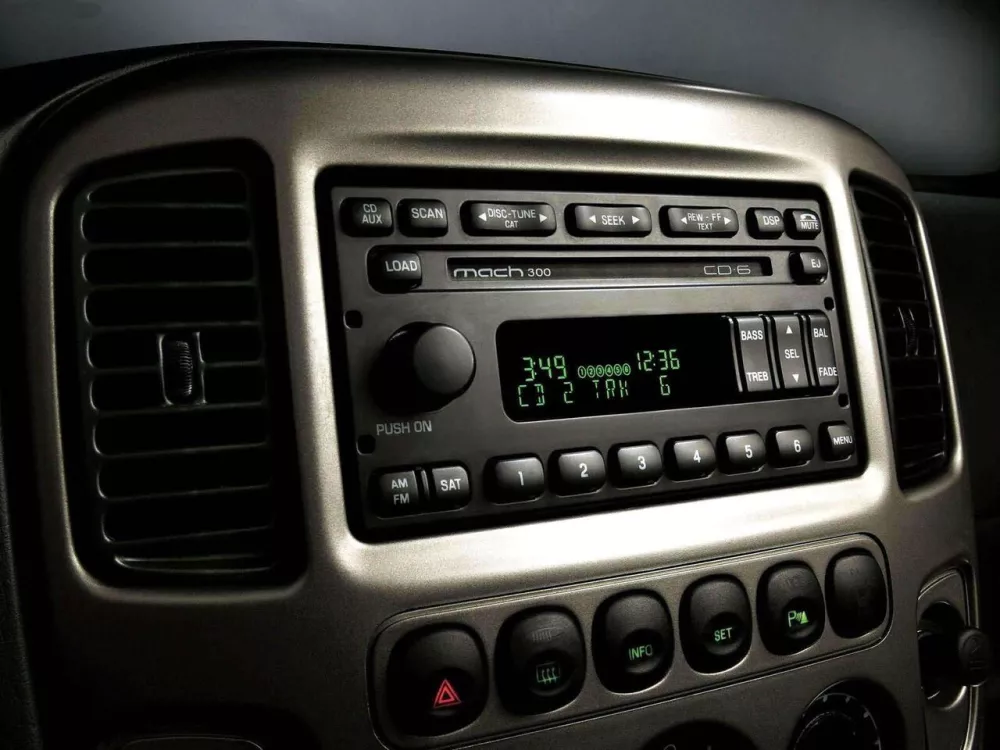 Автомобиль Ford Escape I Рестайлинг Внедорожник (5 дверей)