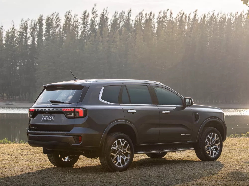 Автомобиль Ford Everest III Внедорожник (5 дверей)
