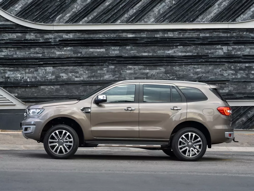 Автомобиль Ford Everest II Рестайлинг Внедорожник (5 дверей)